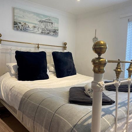 The Little Lighthouse - 2 Minutes From The Beach Pentewan Luaran gambar