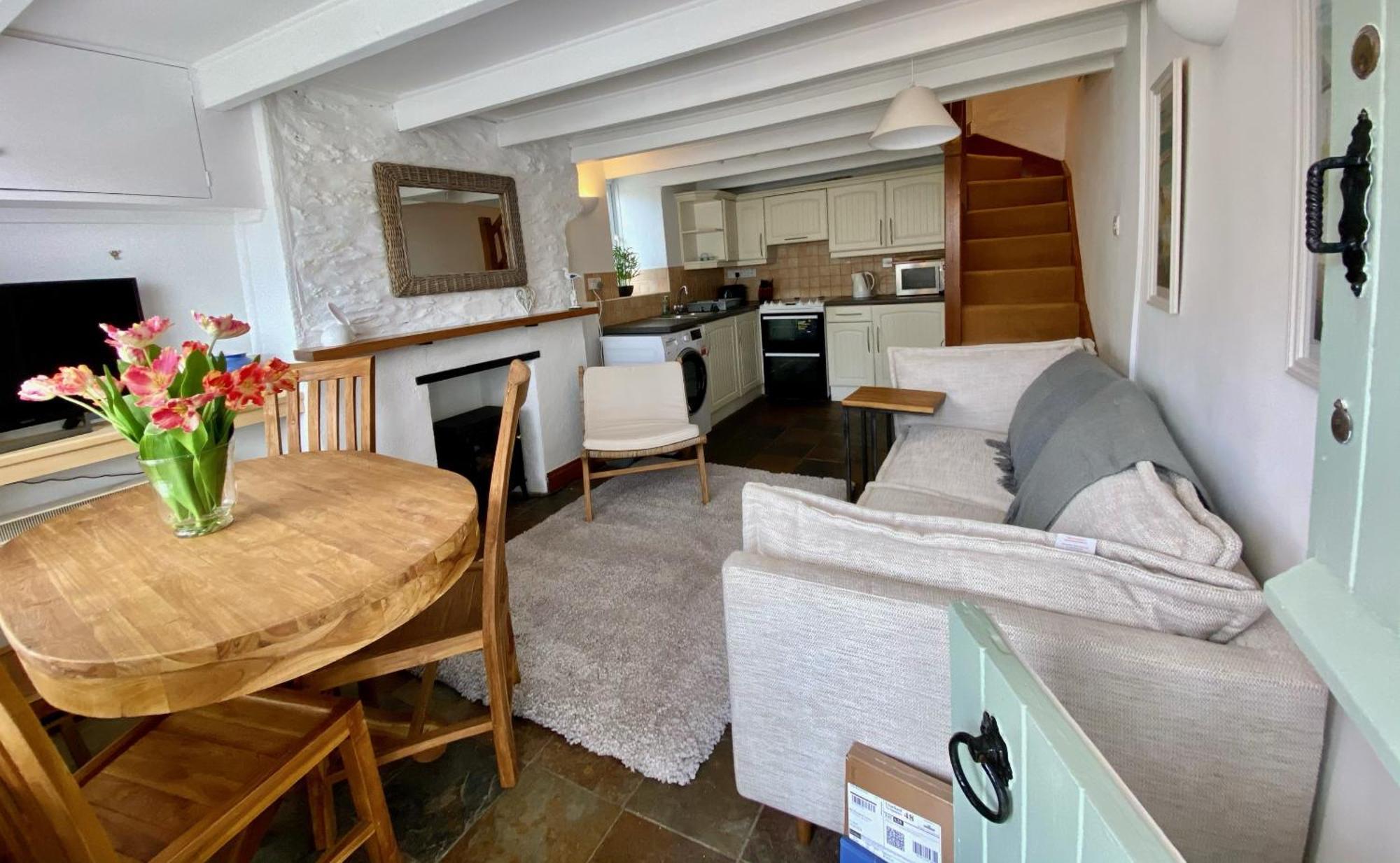 The Little Lighthouse - 2 Minutes From The Beach Pentewan Luaran gambar